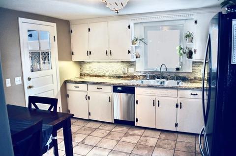 45 Sunrise Ter, Springfield, MA 01109 photo 12