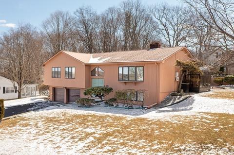 2 Lerner Dr, Dudley, MA 01571 photo 32