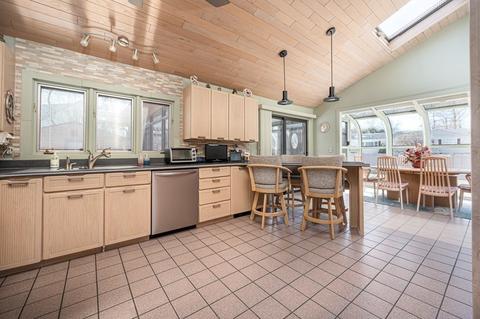 2 Lerner Dr, Dudley, MA 01571 photo 9