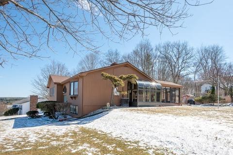 2 Lerner Dr, Dudley, MA 01571 photo 7