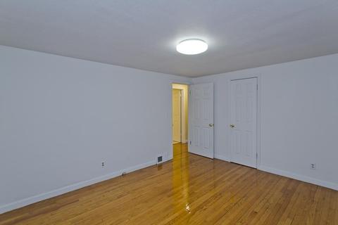 14 Acrebrook Rd, Springfield, MA 01129 photo 9
