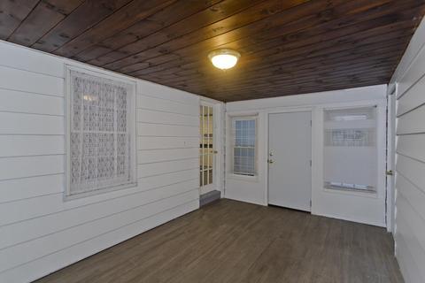 14 Acrebrook Rd, Springfield, MA 01129 photo 4