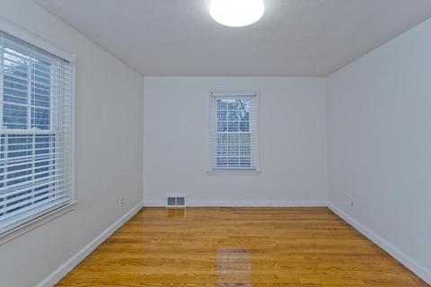 14 Acrebrook Rd, Springfield, MA 01129 photo 8