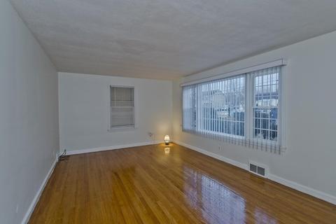 14 Acrebrook Rd, Springfield, MA 01129 photo 6