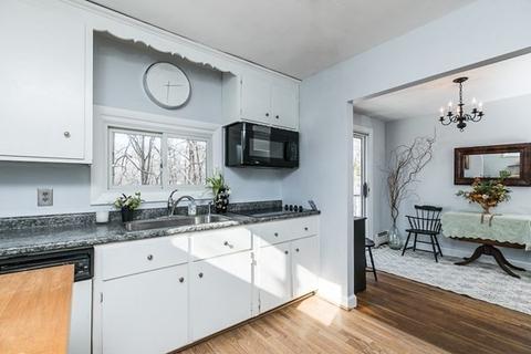 55 Putnam St, Beverly, MA 01915 photo 8