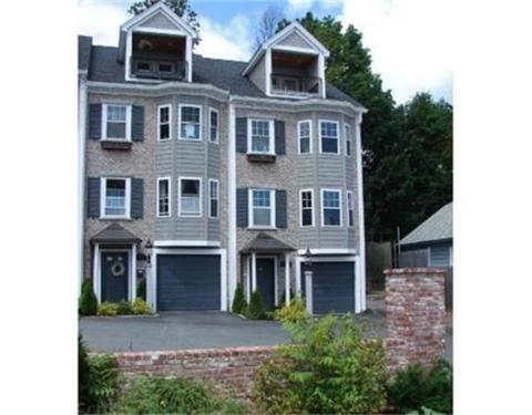 32 Johnson St, Worcester, MA 01604 photo 2