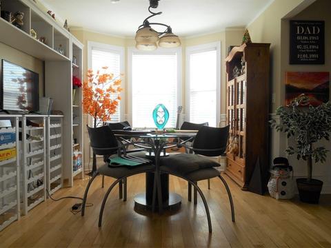 32 Johnson St, Worcester, MA 01604 photo 8