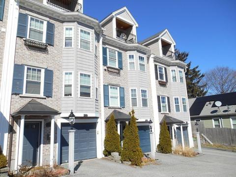 32 Johnson St, Worcester, MA 01604 photo 3