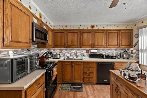 11 Stanley St, Easthampton, MA 01027 photo 12