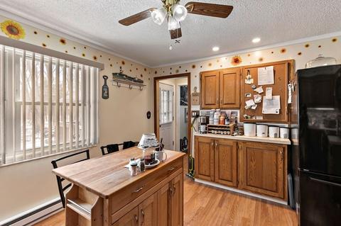 11 Stanley St, Easthampton, MA 01027 photo 9