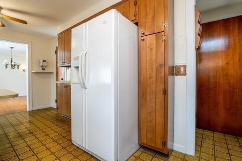 46 Old Brook Rd, Springfield, MA 01118 photo 18