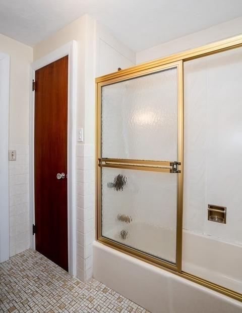 46 Old Brook Rd, Springfield, MA 01118 photo 21