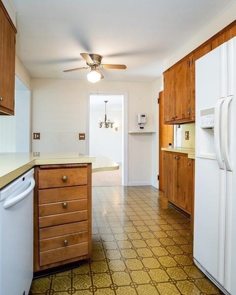 46 Old Brook Rd, Springfield, MA 01118 photo 19