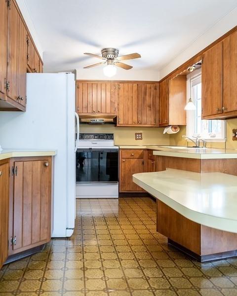 46 Old Brook Rd, Springfield, MA 01118 photo 14
