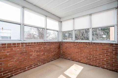 46 Old Brook Rd, Springfield, MA 01118 photo 40