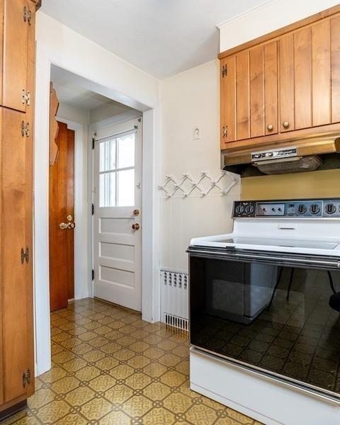 46 Old Brook Rd, Springfield, MA 01118 photo 16