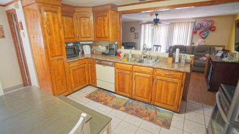 42 Thames St, Springfield, MA 01104 photo 11