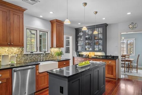 83 Welland Rd, Brookline, MA 02445 photo 6