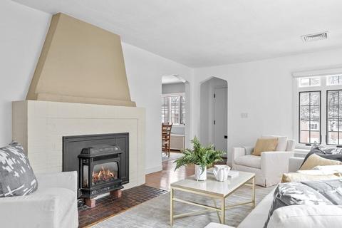 83 Welland Rd, Brookline, MA 02445 photo 3