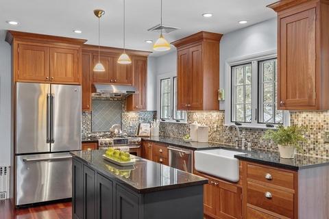 83 Welland Rd, Brookline, MA 02445 photo 5