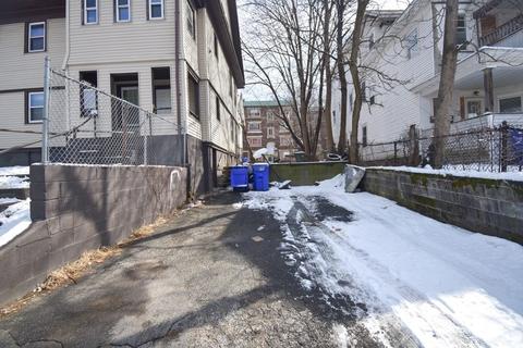 60 Belmont Ave, Springfield, MA 01108 photo 2