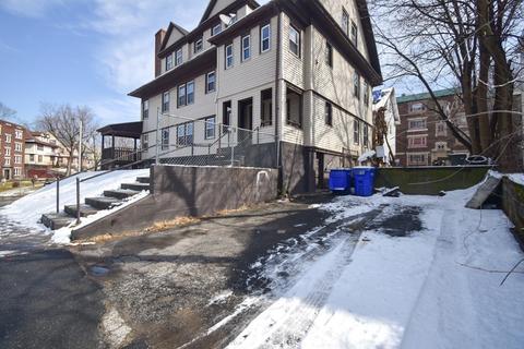 60 Belmont Ave, Springfield, MA 01108 photo 1