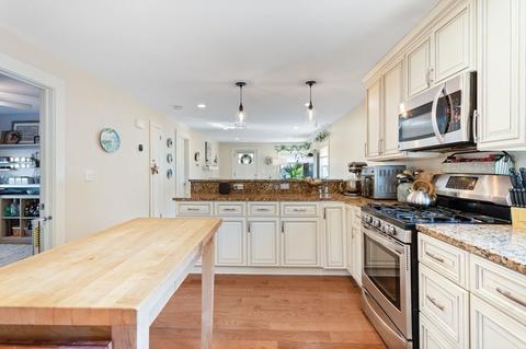 55 Swifts Beach Rd, Wareham, MA 02571 photo 10