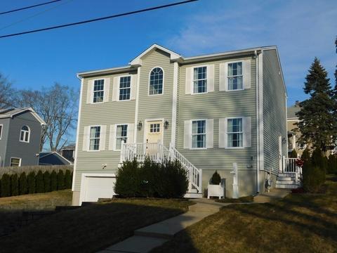 396 Clarkson St, Fall River, MA 02724 photo 2