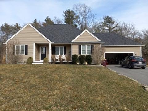 2 Blacksmith Dr, Acushnet, MA 02743 photo 1