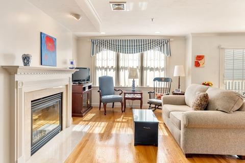 20 Maple St #B, Canton, MA 02021 photo 2