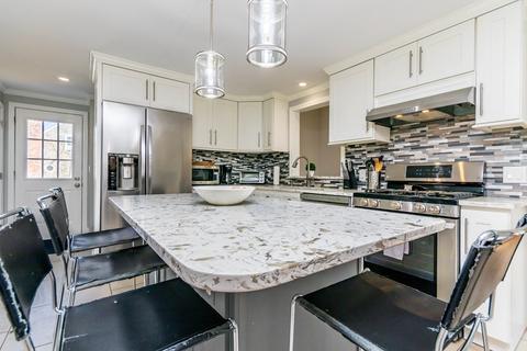 25 Devonshire Dr, Mashpee, MA 02649 photo 7