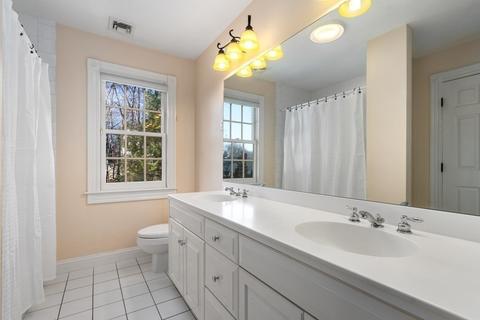 77 Monadnock Rd, Wellesley, MA 02482 photo 31