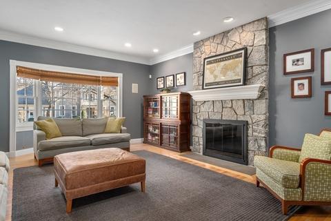 77 Monadnock Rd, Wellesley, MA 02482 photo 9