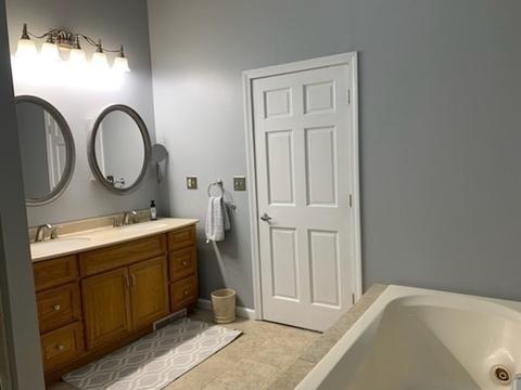 97 Ohio Ave, Chicopee, MA 01013 photo 11