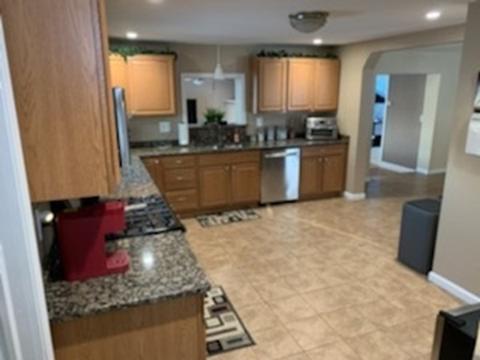 97 Ohio Ave, Chicopee, MA 01013 photo 7