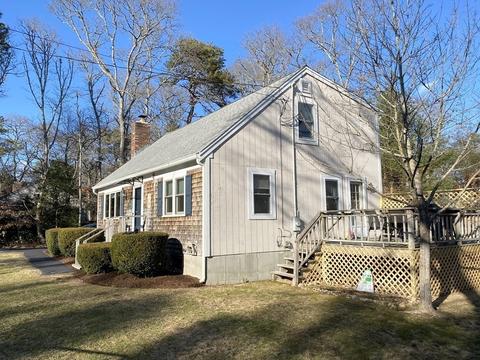 347 Cotuit Rd, Mashpee, MA 02649 photo 1