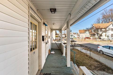 76 Muzzy St, Chicopee, MA 01020 photo 5