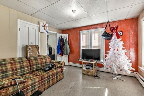 76 Muzzy St, Chicopee, MA 01020 photo 26