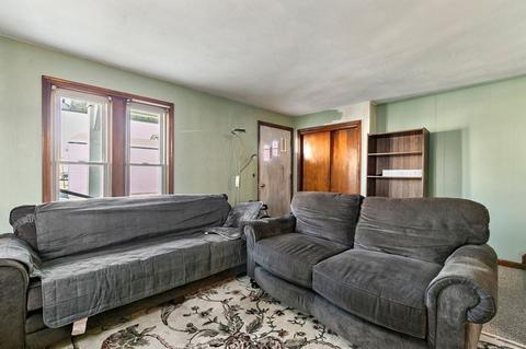 76 Muzzy St, Chicopee, MA 01020 photo 15