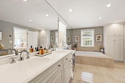 70 Windsor Rd, Needham, MA 02492 photo 19