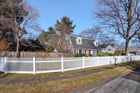 5 Tamarack Ln, Needham, MA 02492 photo 2