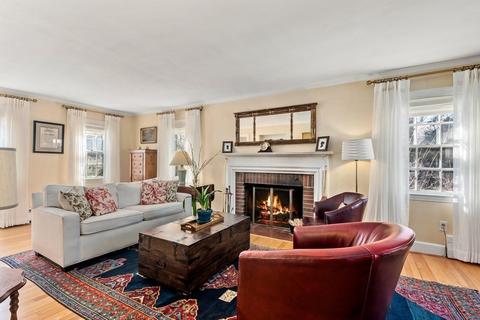 5 Tamarack Ln, Needham, MA 02492 photo 4