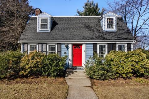 5 Tamarack Ln, Needham, MA 02492 photo 1