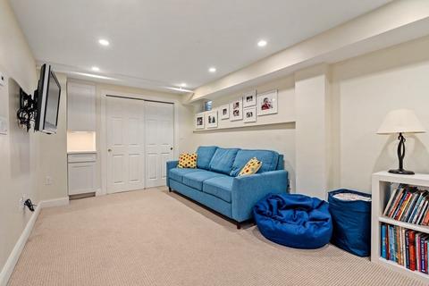 5 Tamarack Ln, Needham, MA 02492 photo 23