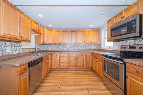 57 Lake St, Webster, MA 01570 photo 4