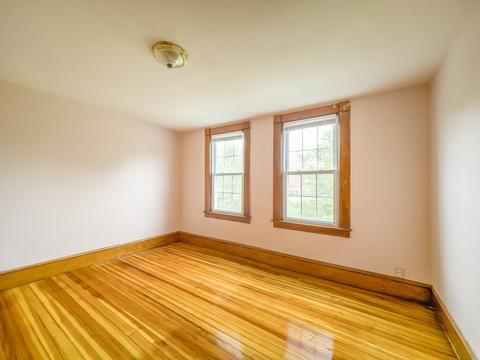 116 Hampden St, Chicopee, MA 01013 photo 11