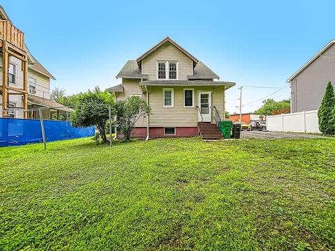 116 Hampden St, Chicopee, MA 01013 photo 3
