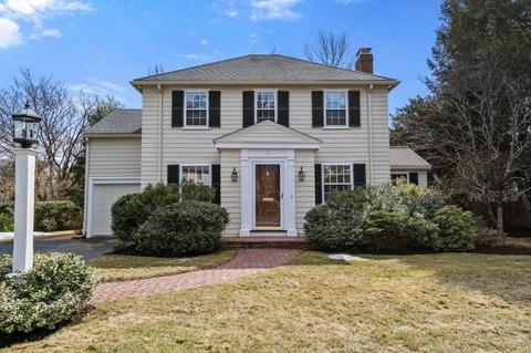 3 Beverly Rd, Wellesley, MA 02481 photo 1