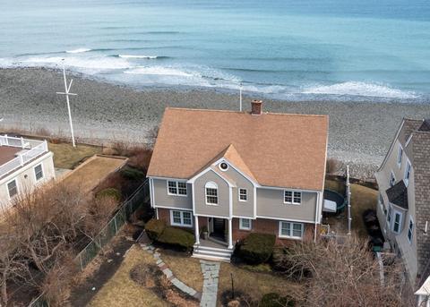 4 Bluff Rd, Hull, MA 02045 photo 1