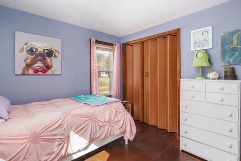 106 Plain St, Easthampton, MA 01027 photo 17